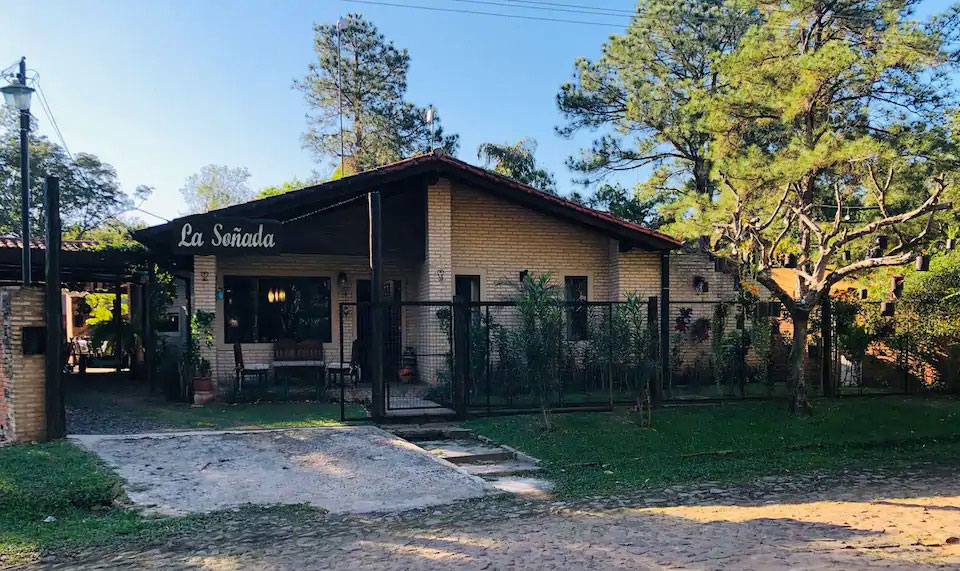 Casa con vista desde el frente